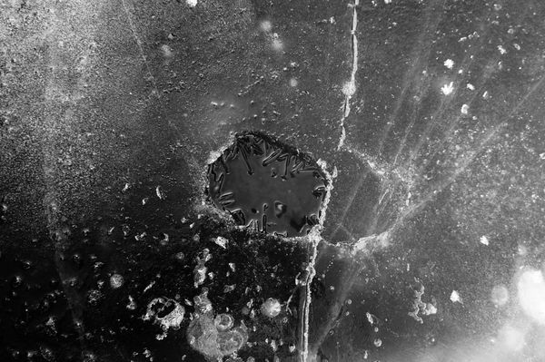 © Athanasia-Maria Dourou - Image from the Breaking Point photography project