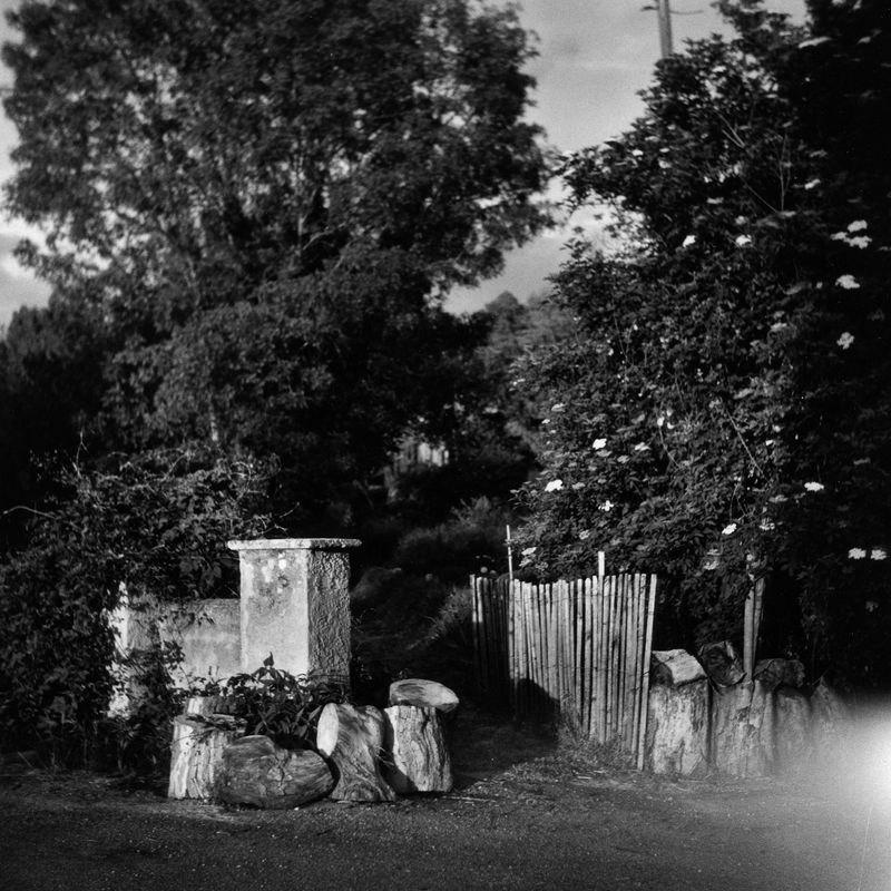 © Martin Hassid - Image from the Seriez-vous des sages revenus d'une vie antérieure? photography project