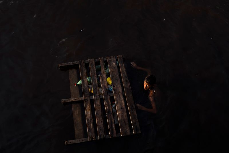 © Raphael Alves - Image from the Humid(c)ity photography project