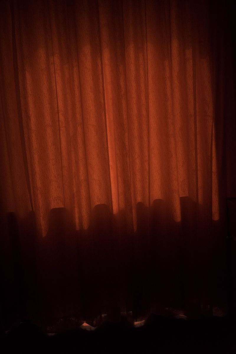 © Alessandra Carosi - Image from the Hiding one's emotions and feelings (Honne*) keep the harmony safe ? photography project