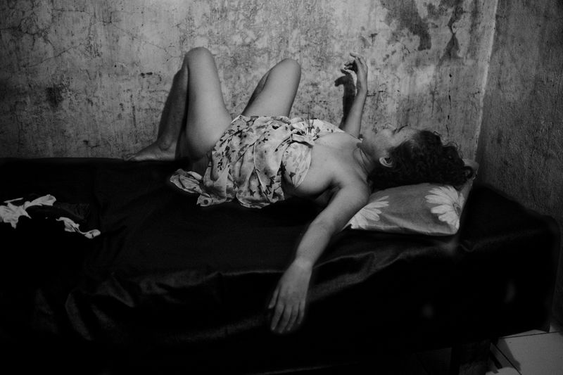 © Scott Typaldos - Image from the BUTTERFLIES / CHAPTER 4 photography project
