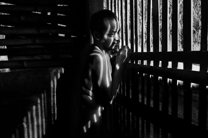 © Scott Typaldos - Image from the BUTTERFLIES / CHAPTER 4 photography project