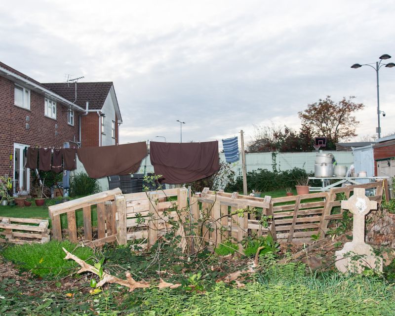 © Barnaby Chinnock - Image from the Veneers photography project