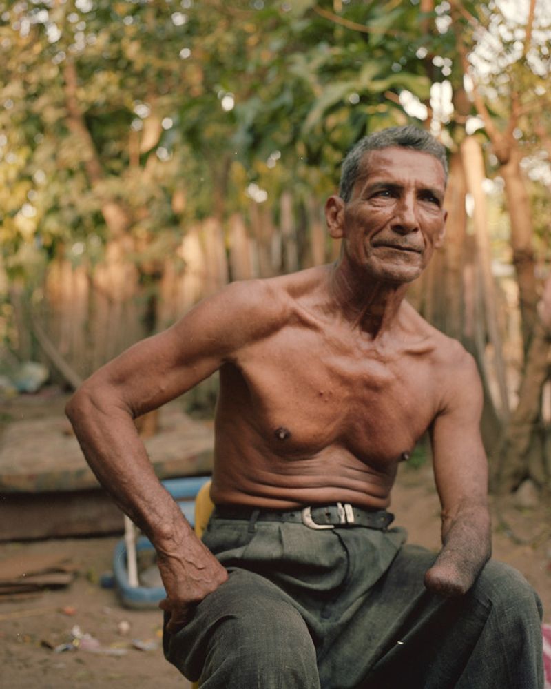 © Dominic Bracco Ii - Image from the Aqui Vivimos photography project