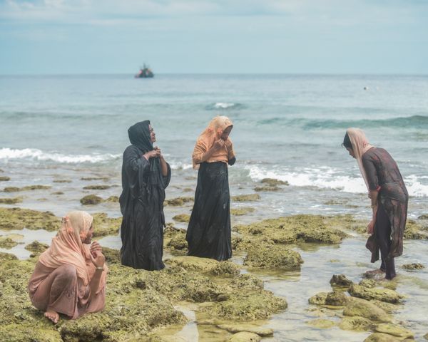 © Reza Saifullah - Image from the Between Wave and Hope photography project