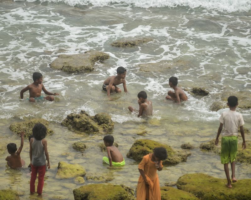 © Reza Saifullah - Image from the Between Wave and Hope photography project