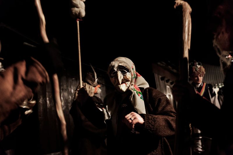 © Alessandro Vincenzi - The Malanka started in the Commander's house and will continues until the night of the next day.