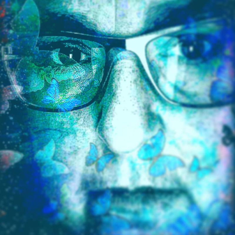 © JO SUTHERST - Image from the Addison's Disease - Behind the Smile photography project