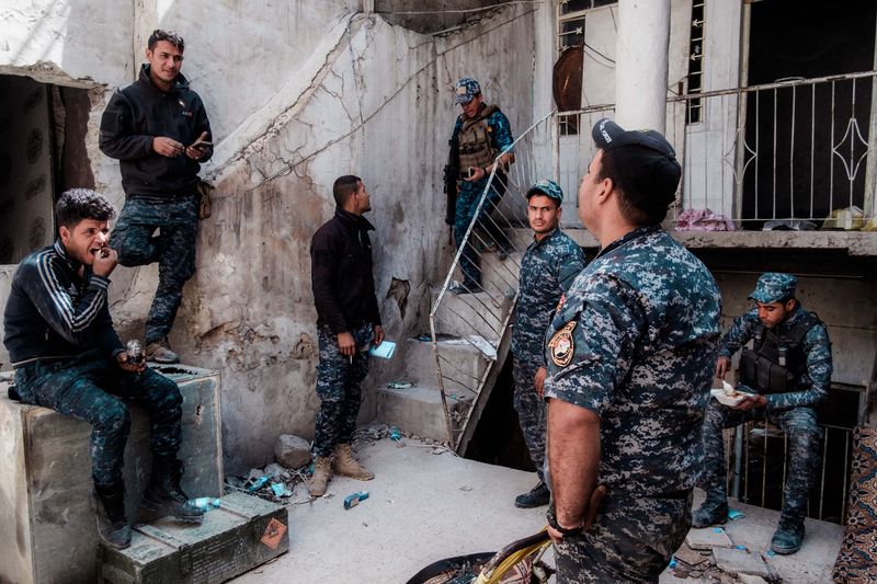 © Alexandra Howland - Federal Police Soldiers hold the frontline at the Old City of West Mosul. June 7, 2017