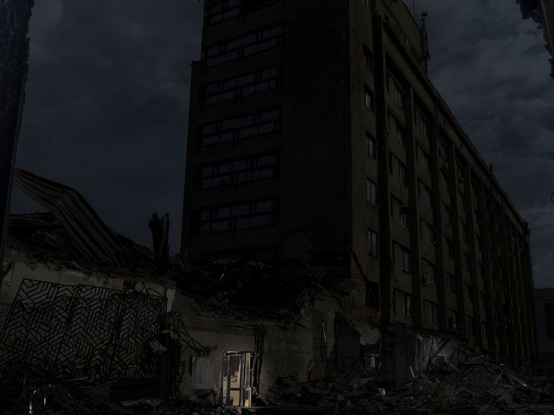 © yves lacroix - Image from the Through the cracks within us light penetrates photography project