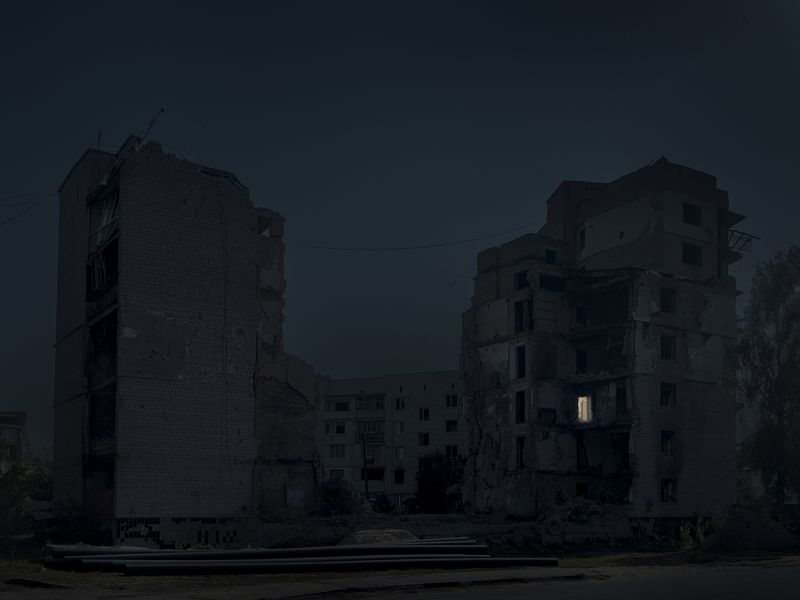 © yves lacroix - Image from the Through the cracks within us light penetrates photography project