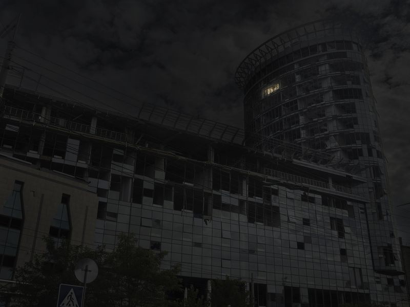 © yves lacroix - Image from the Through the cracks within us light penetrates photography project