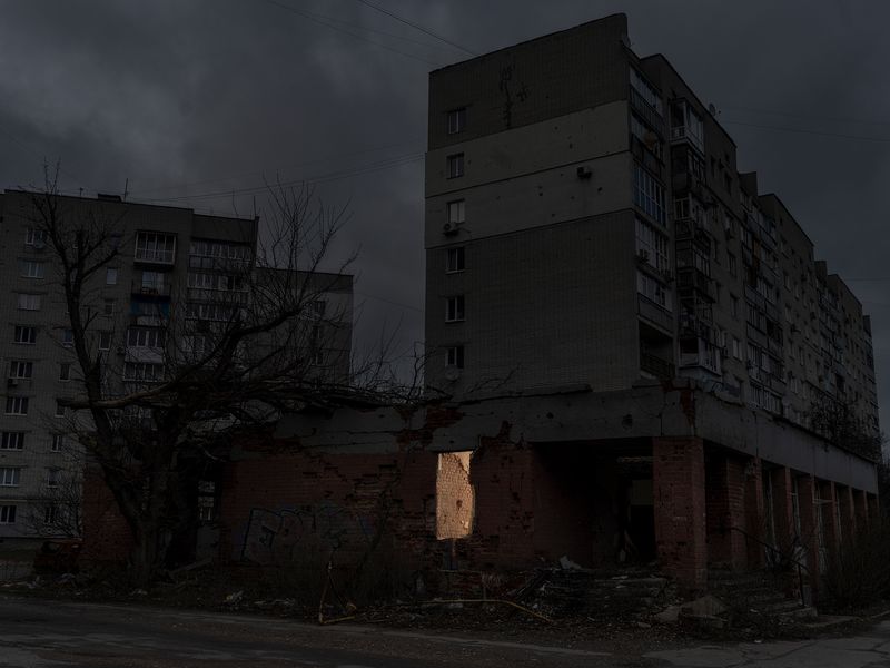 © yves lacroix - Image from the Through the cracks within us light penetrates photography project