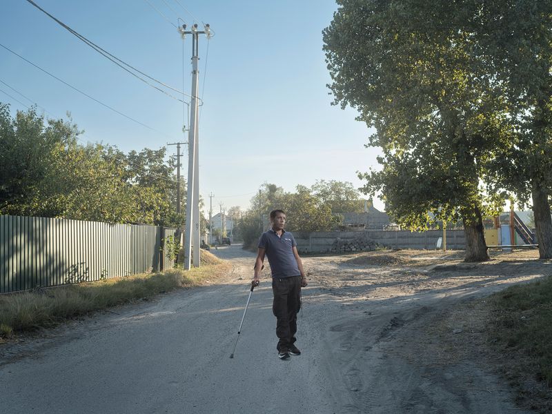 © yves lacroix - Image from the When our paths cross photography project