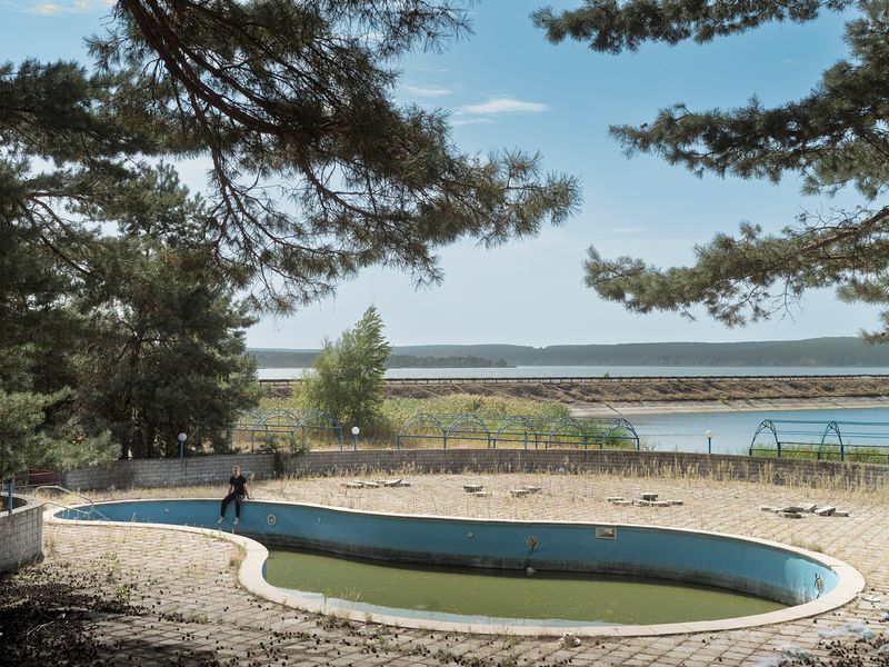 © yves lacroix - Image from the When our paths cross photography project