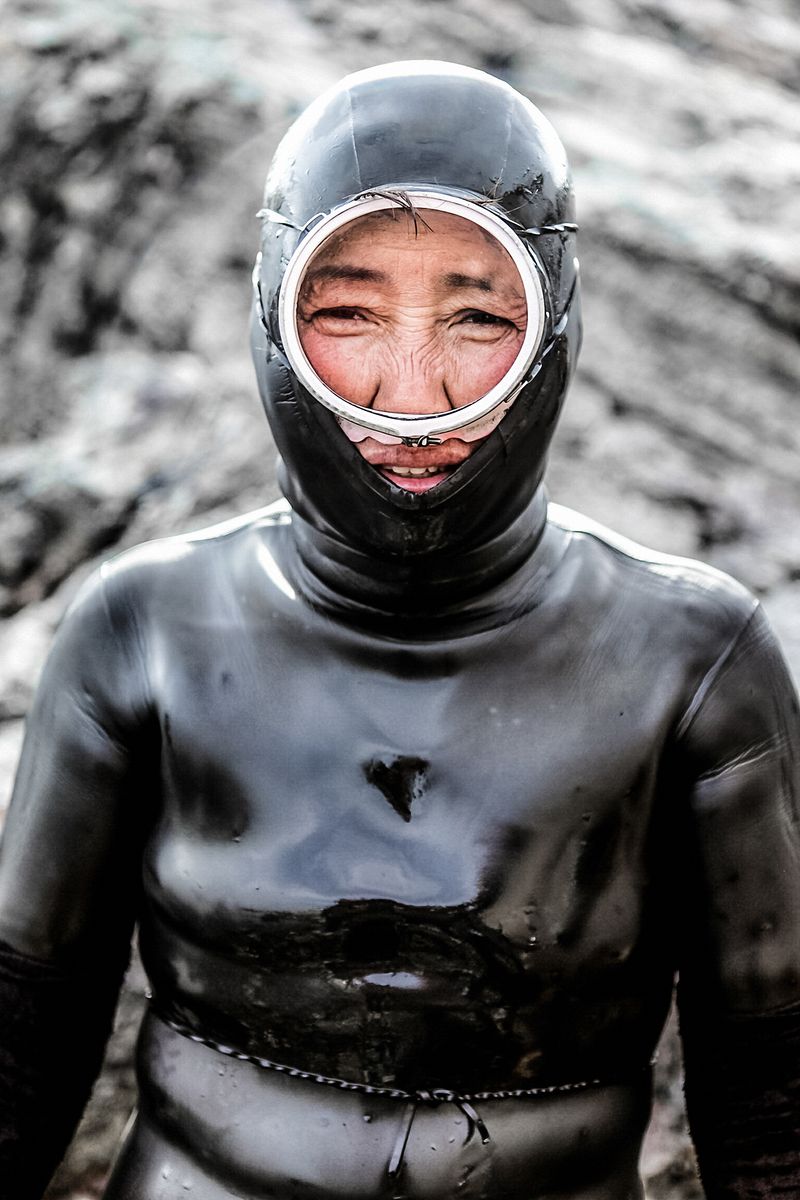 © Mijoo Kim - Image from the The Mother of the sea photography project