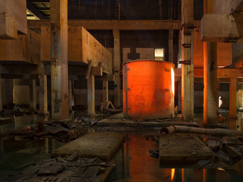 © Alvaro Sanchez-montañes - Image from the Steel of the Party photography project