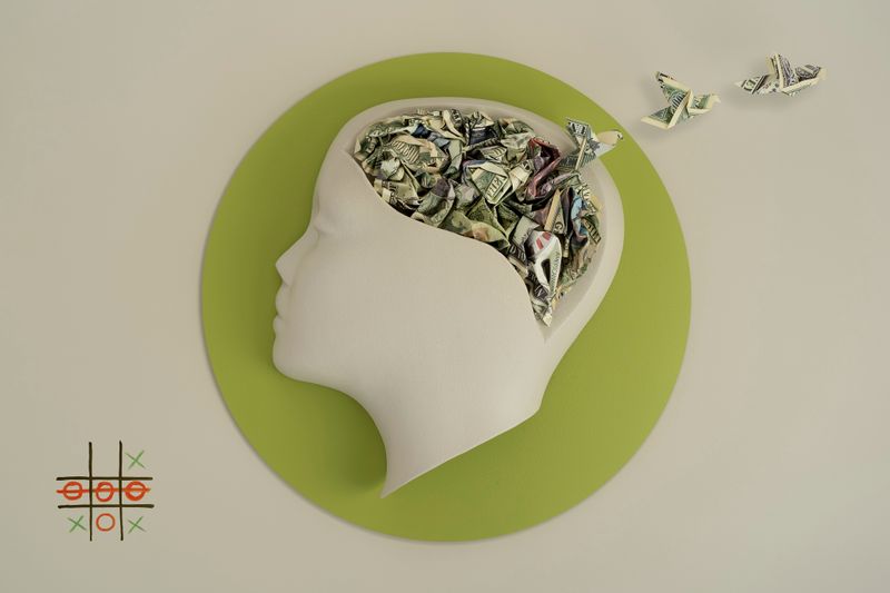 © Antonio Bernardino Coelho - money, fly away