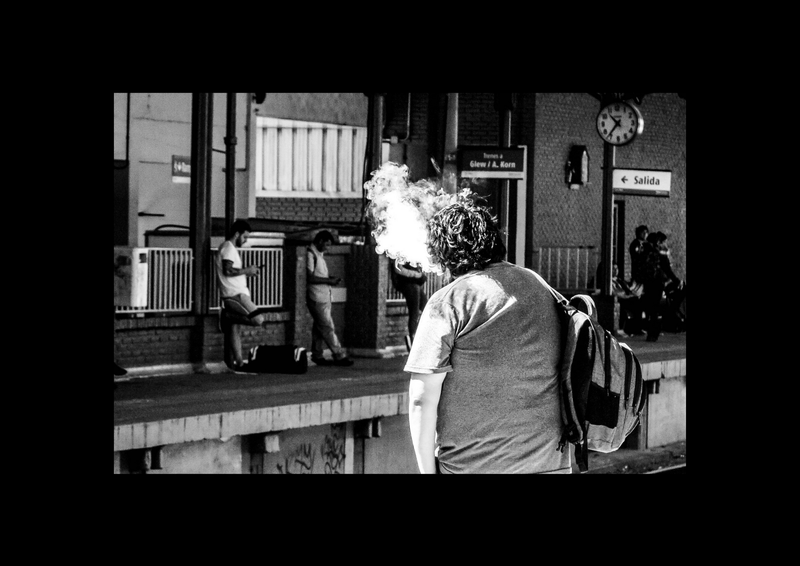 © Miguel Caamaño - Image from the Commute photography project