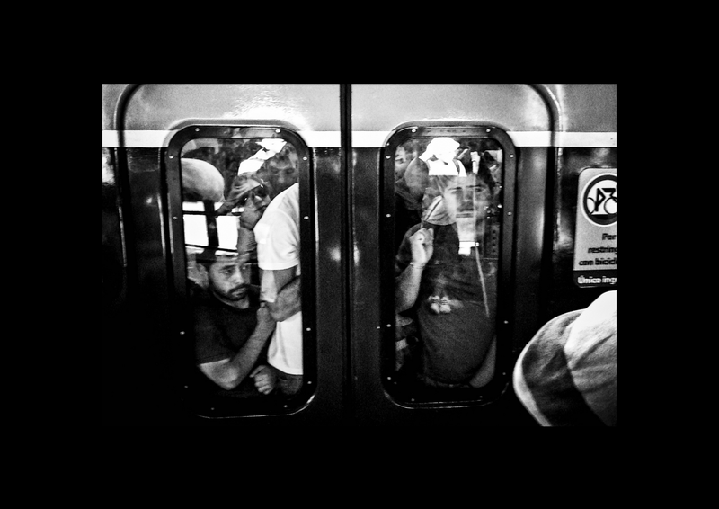 © Miguel Caamaño - Image from the Commute photography project