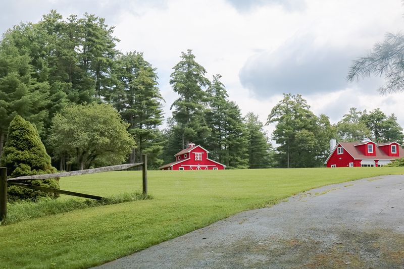 © Diana Cheren Nygren - Red Barn