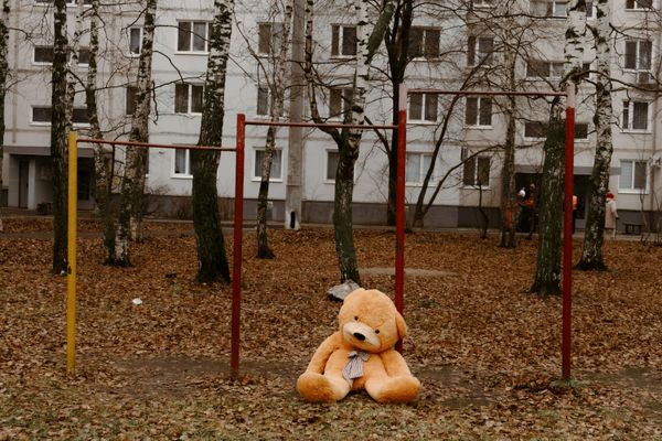 © Anna Agafonova - Image from the Mom, I have no one to play with... photography project