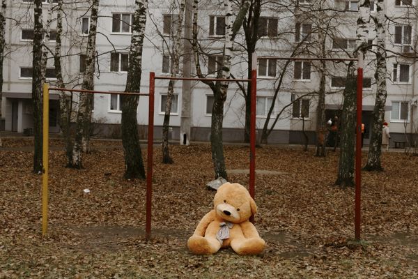 © Anna Agafonova - Image from the Mom, I have no one to play with... photography project