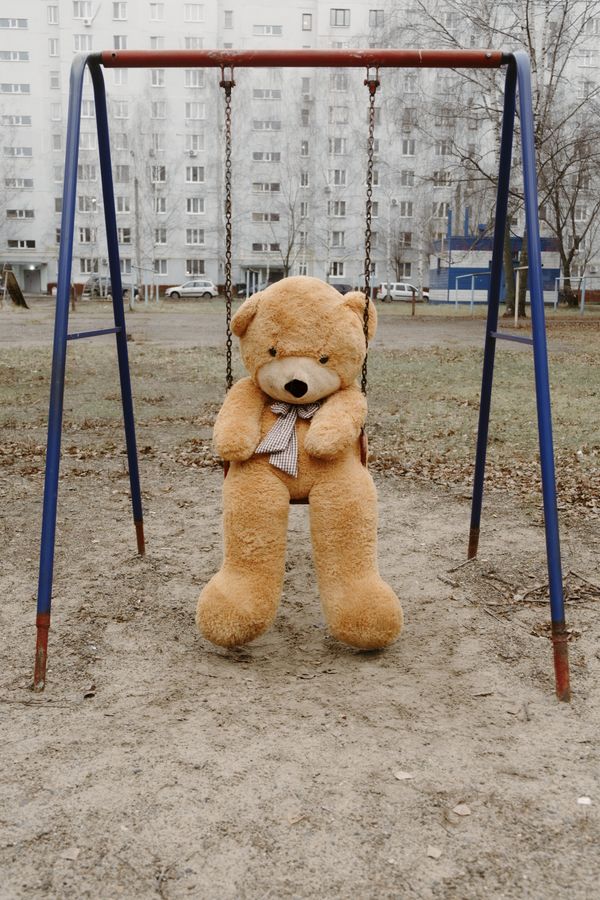 © Anna Agafonova - Image from the Mom, I have no one to play with... photography project