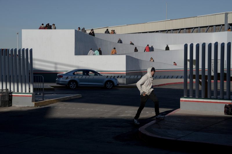 © Kitra Cahana - Image from the Caravana Migrante photography project