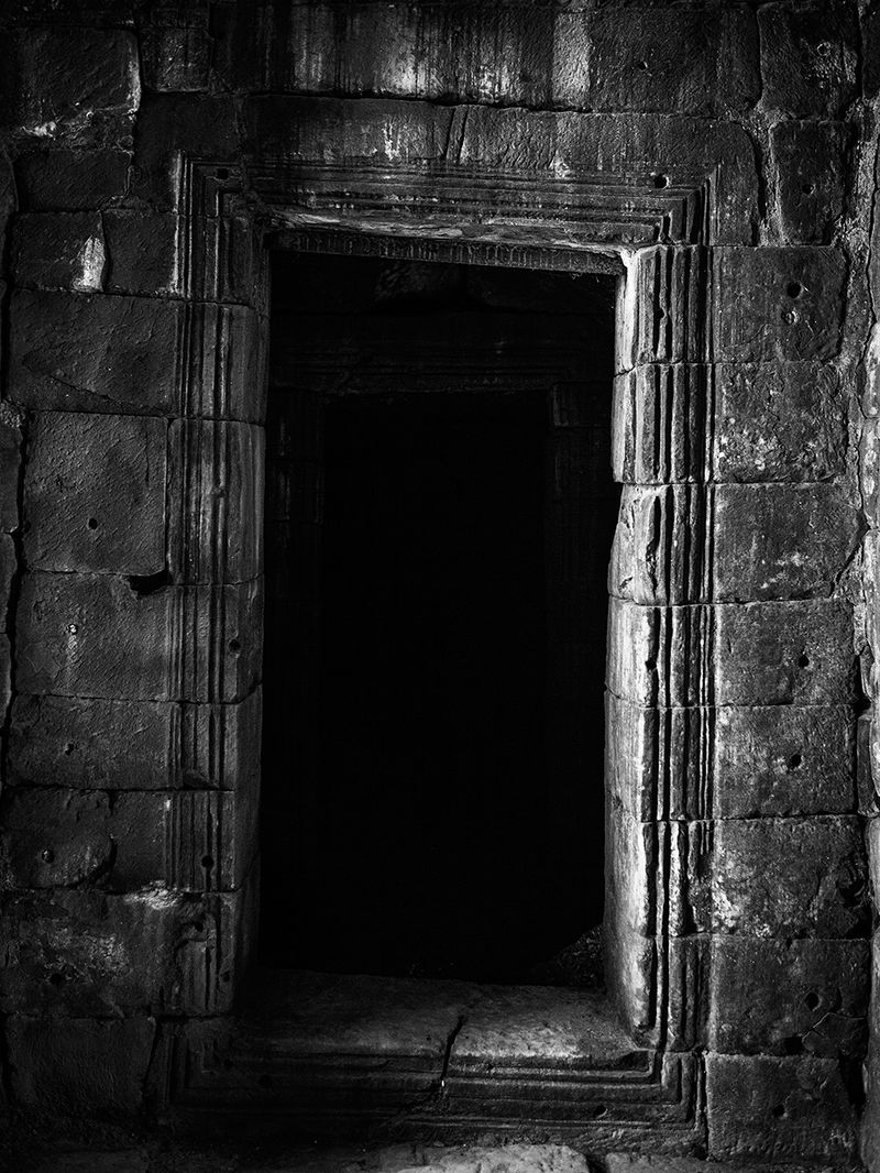 © Toni Arnau - Angkor Wat ruins. Siem Reap, Cambodia, 2017.