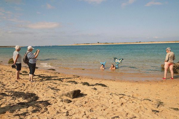 © Coco Amardeil - Image from the Mermaids Don't Sing Anymore photography project