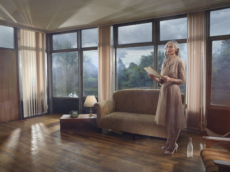 © Julia Fullerton-batten - Image from the Old Father Thames photography project