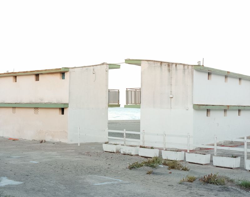 © Francesco Conti - San Cataldo (LE), Italy, 2024.Cabins on the sea.