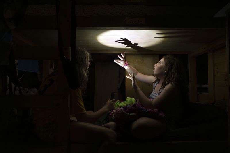 © Rachel Wisniewski - Image from the L'dor Vador photography project
