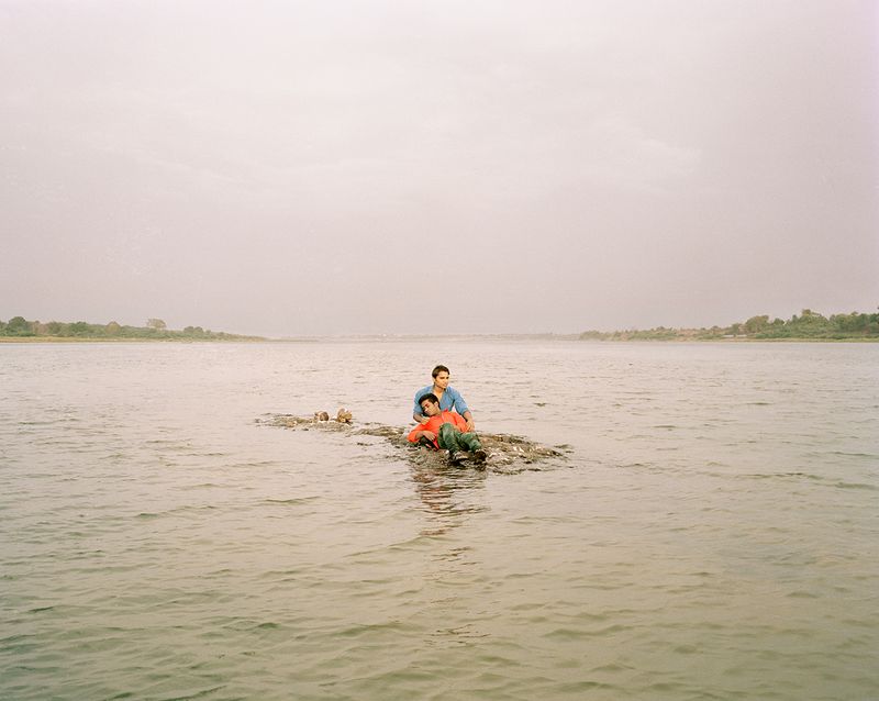© Vasantha Yogananthan - One Soul Two Bodies, Maheshwar, Madhya Pradesh, India, 2015