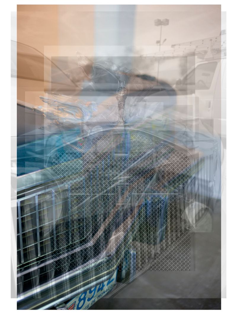 © Pascual + Vincent - ANTIQUE CAR