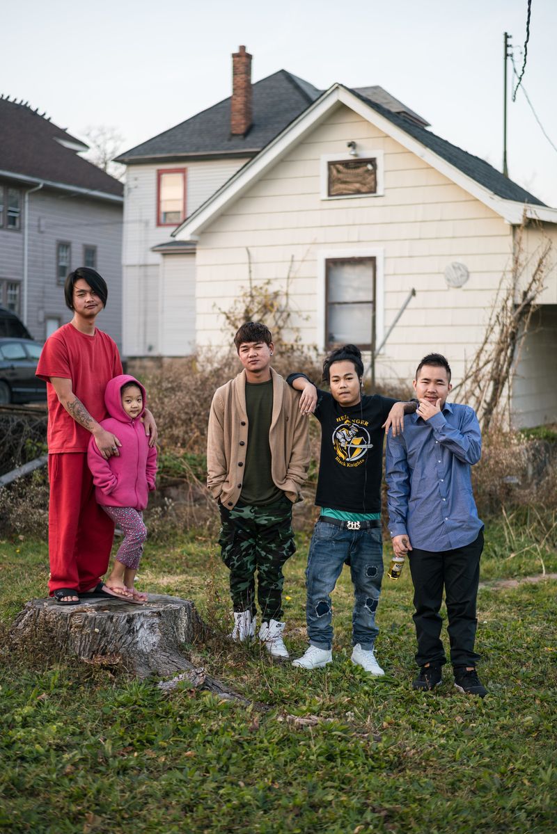 © Jade Thiraswas - Brothers and cousins