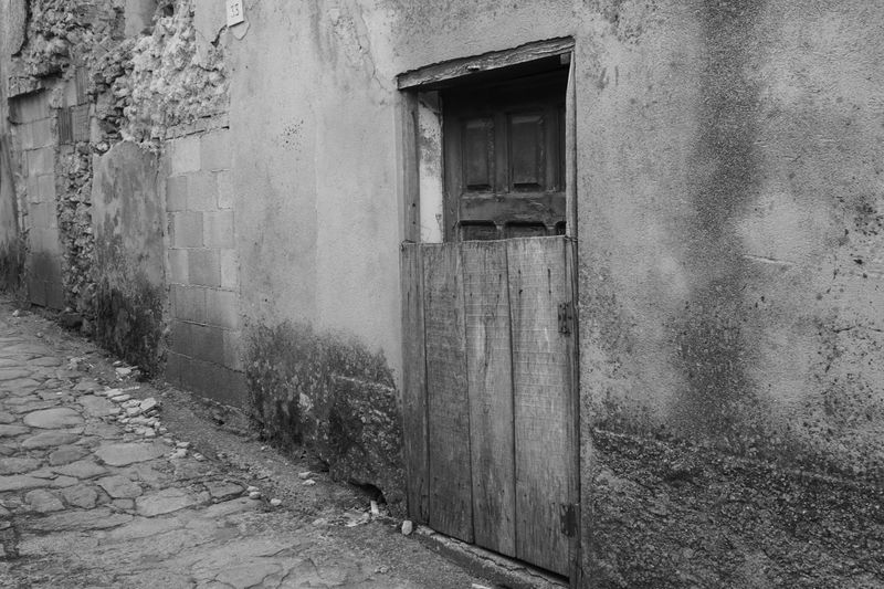 © Paola De Gregorio - Image from the Lost in time photography project