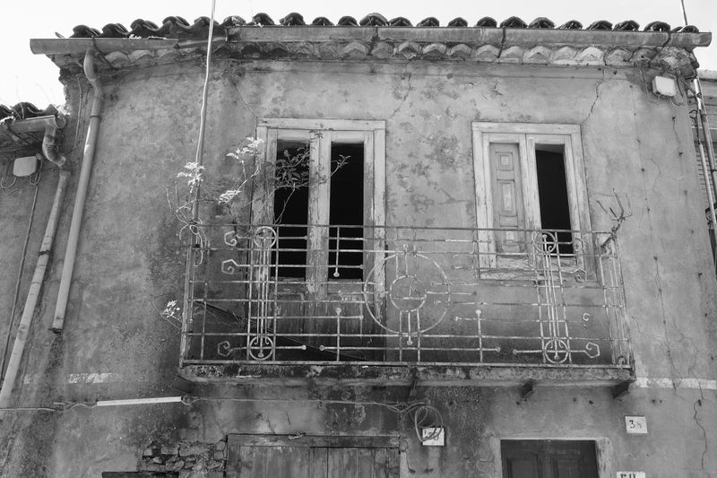 © Paola De Gregorio - Image from the Lost in time photography project