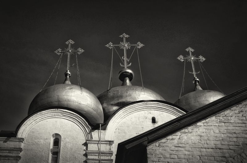 © Nazia Akram - 55.7517° N, 37.6178° E Moscow, Coordinates