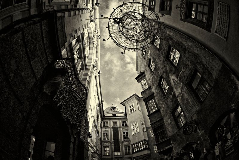 © Nazia Akram - 47.2671° N, 11.3928° E, Innsbruck, Coordinates