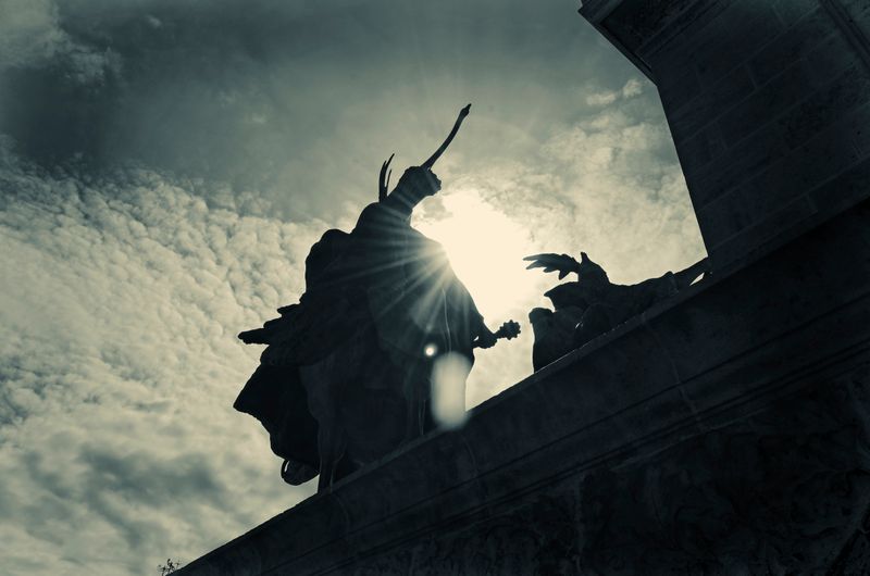 © Nazia Akram - 47.5000° N, 19.0500° E Budapest, Coordinates