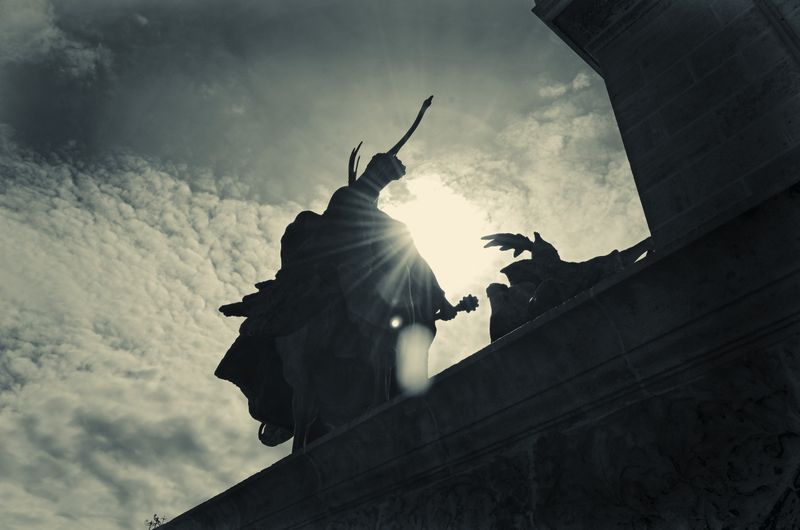 © Nazia Akram - 47.5000° N, 19.0500° E Budapest, Coordinates