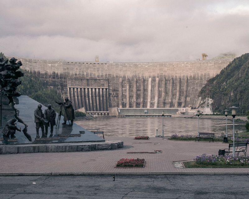 © Nanna Heitmann - Image from the Hiding from Baba Yaga photography project