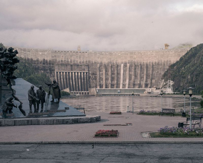 © Nanna Heitmann - Image from the Hiding from Baba Yaga photography project