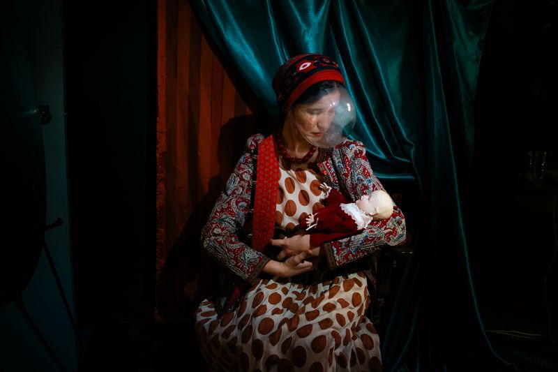 © Mari Saxon - Image from the Untold Fairytale photography project