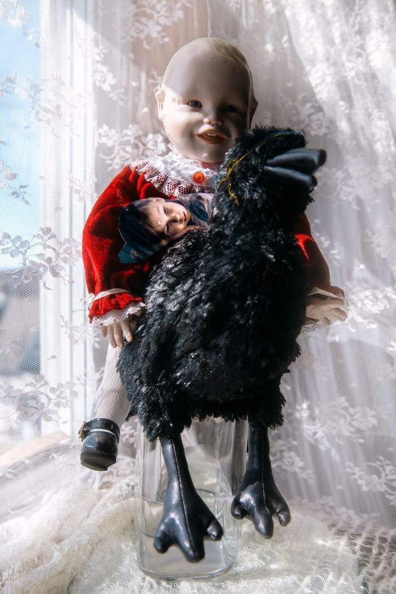 © Mari Saxon - Image from the Untold Fairytale photography project