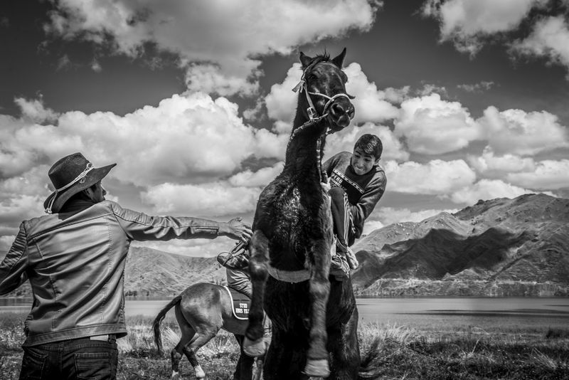 © Uriel Montúfar - Image from the Riders of Wind and Altitude photography project