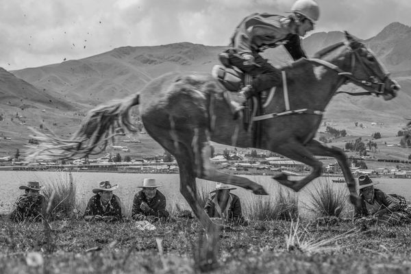 © Uriel Montúfar - Image from the Riders of Wind and Altitude photography project