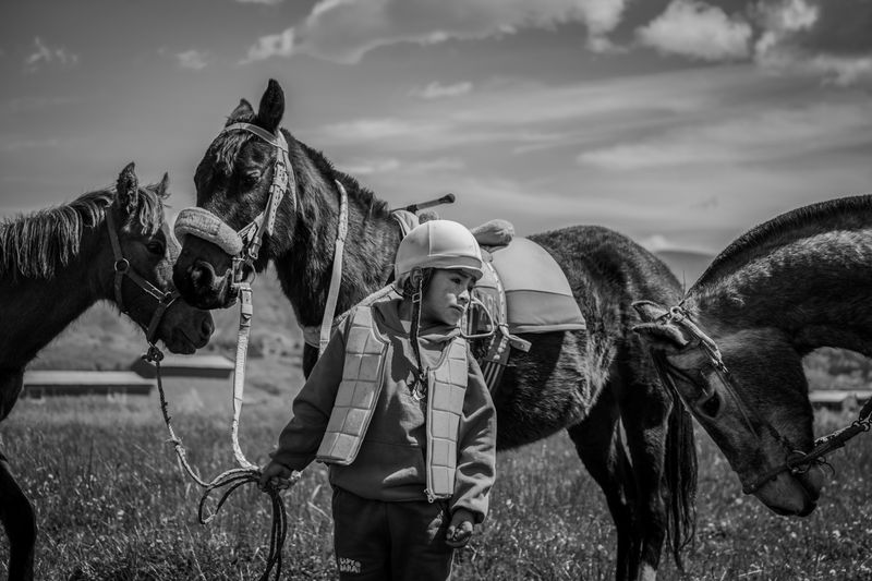 © Uriel Montúfar - Image from the Riders of Wind and Altitude photography project